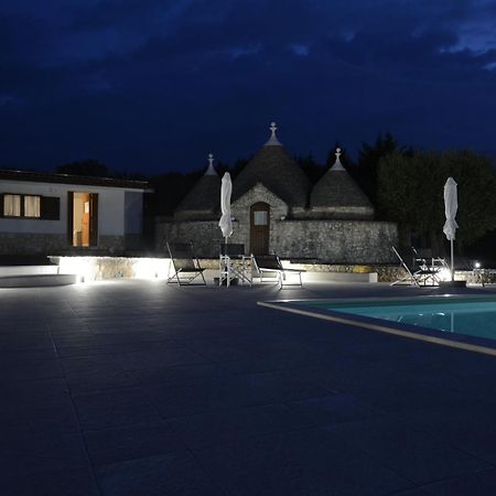I Trulli Di Eva Apartment โนซิ ภายนอก รูปภาพ