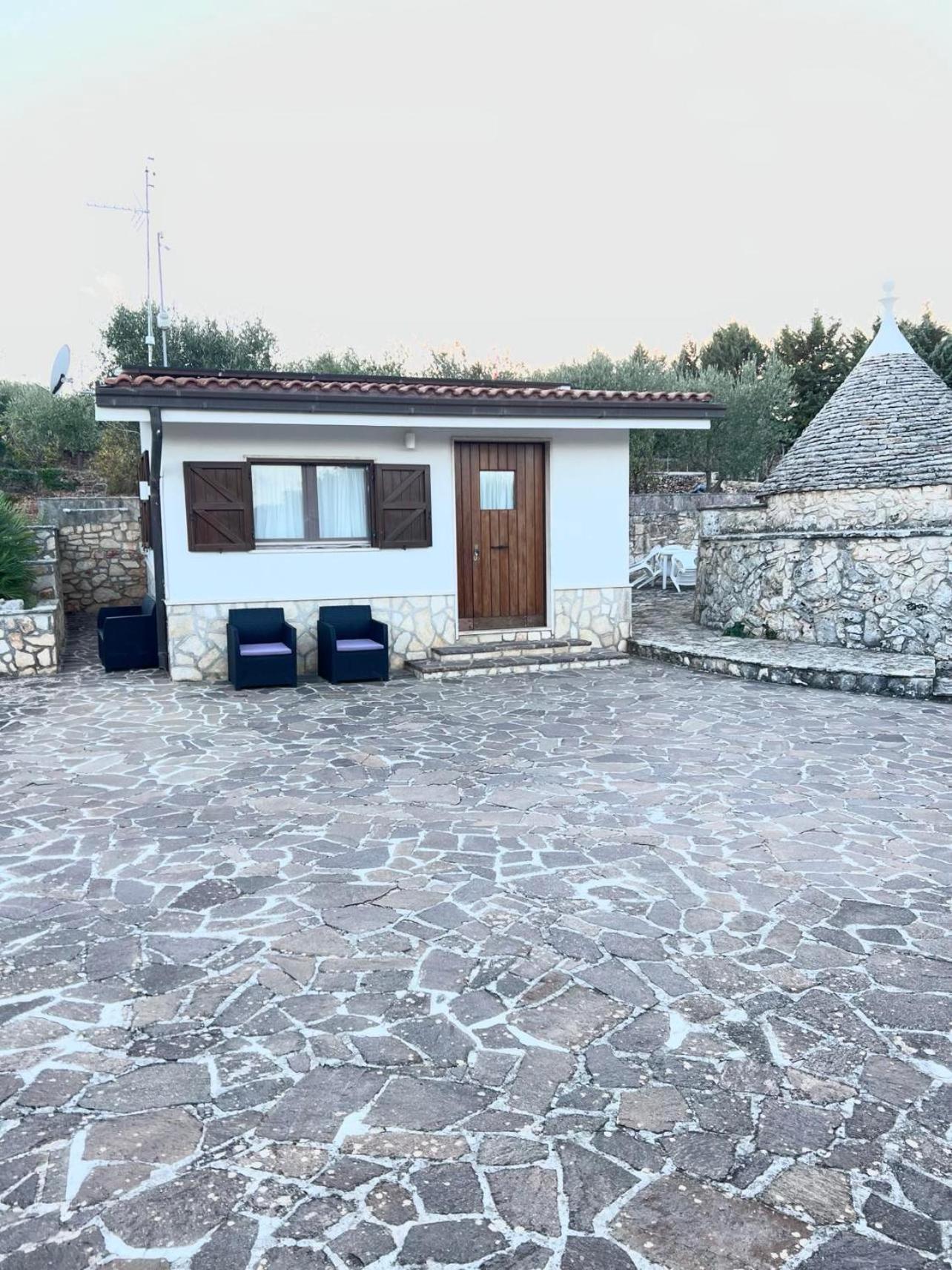 I Trulli Di Eva Apartment โนซิ ภายนอก รูปภาพ