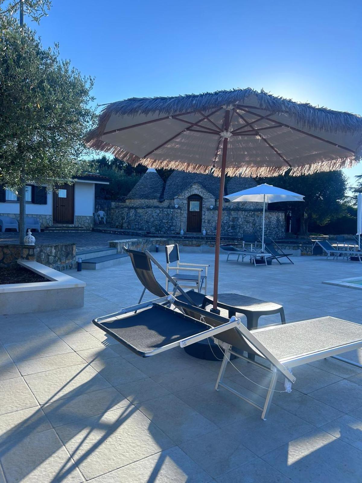 I Trulli Di Eva Apartment โนซิ ภายนอก รูปภาพ